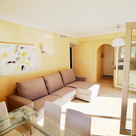 Atico Con Piscina Privada En Primera Linea Apartment Denia Room photo