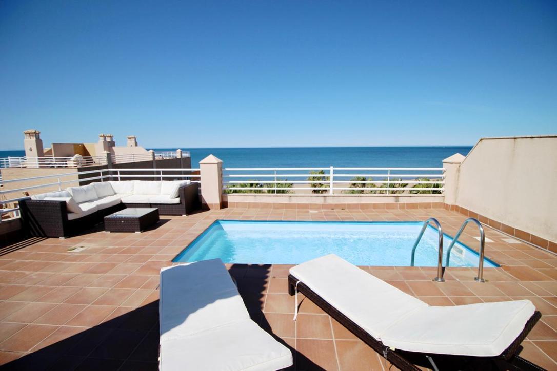 Atico Con Piscina Privada En Primera Linea Apartment Denia Exterior photo
