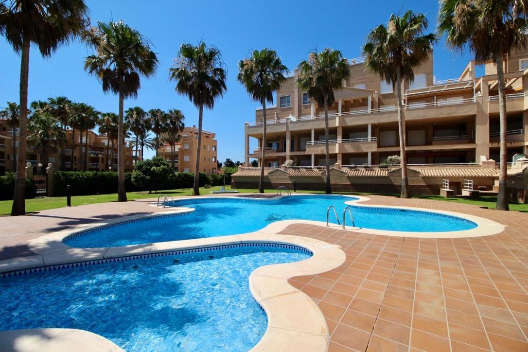 Atico Con Piscina Privada En Primera Linea Apartment Denia Exterior photo
