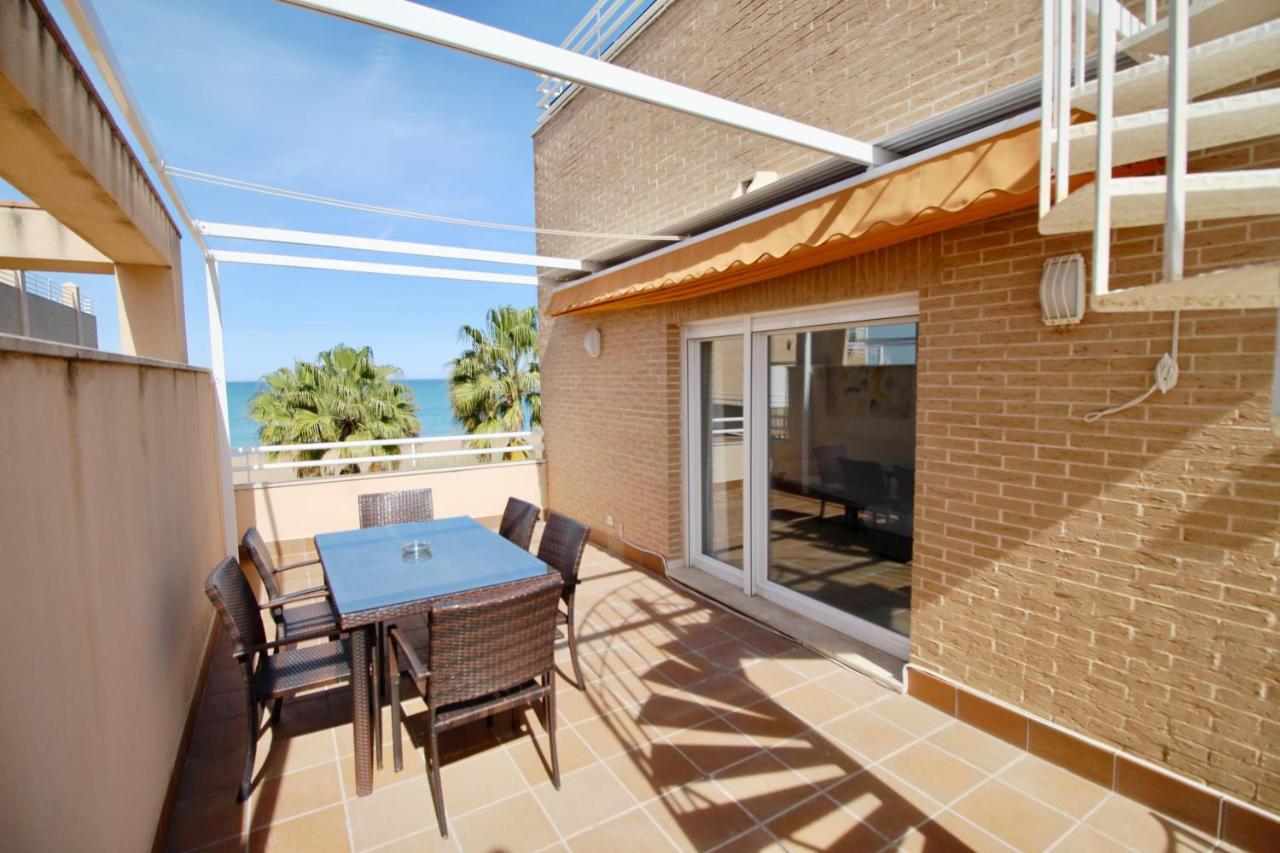 Atico Con Piscina Privada En Primera Linea Apartment Denia Exterior photo