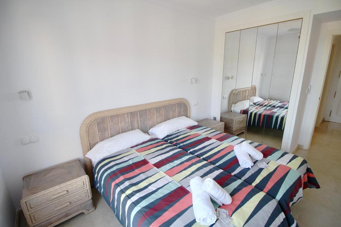 Atico Con Piscina Privada En Primera Linea Apartment Denia Exterior photo