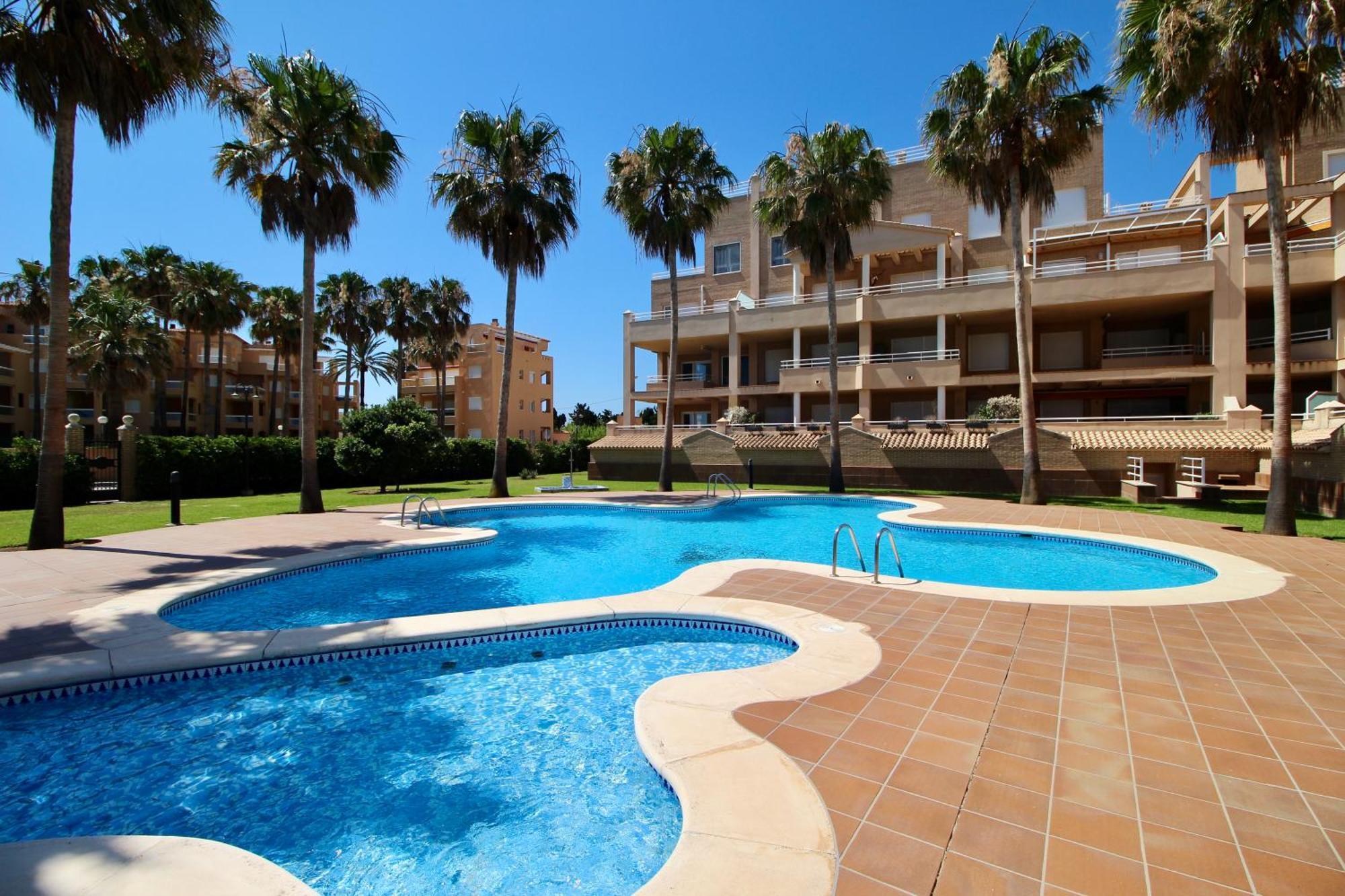 Atico Con Piscina Privada En Primera Linea Apartment Denia Room photo