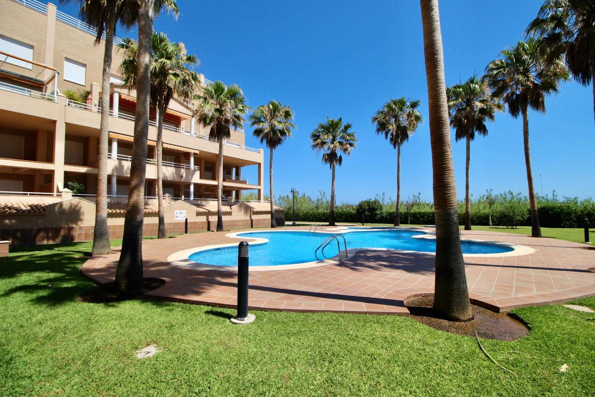 Atico Con Piscina Privada En Primera Linea Apartment Denia Room photo